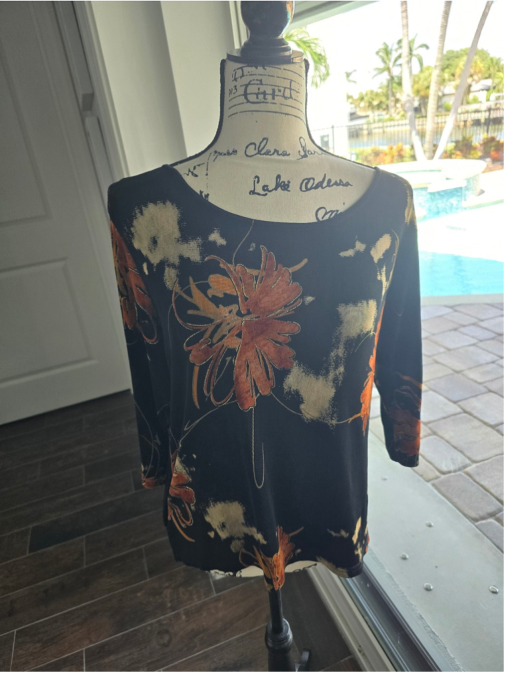 Jostar Floral Top Size L